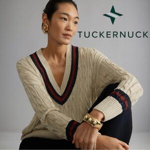 TUCKERNUCK Gold V-Neck Metallic Varsity Style Cable
Knit Pullover Sweater Small